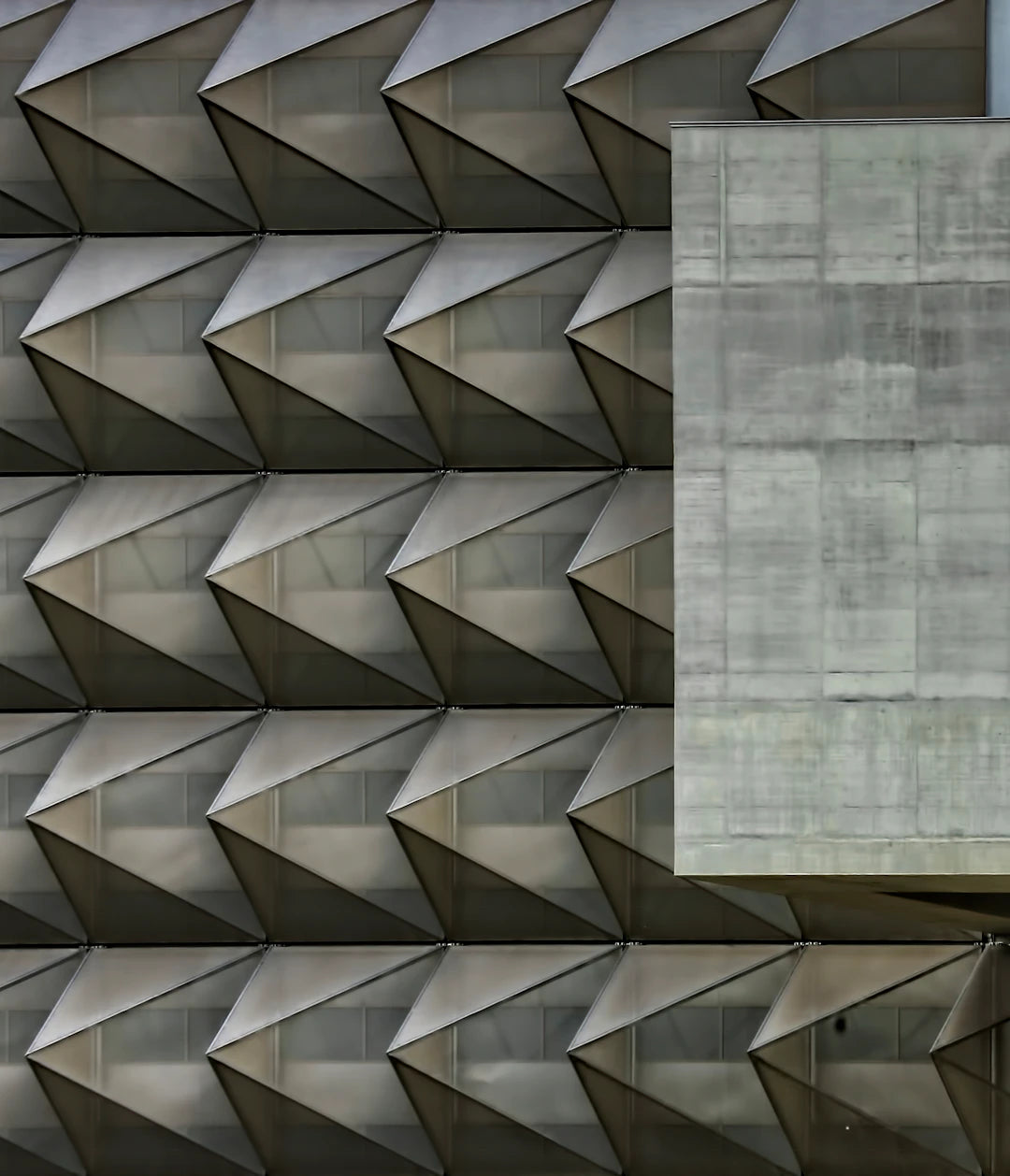 The Versatile Benefits of Concrete Formwork in Construction