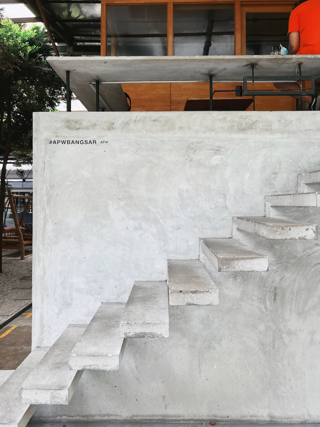 The Science of Concrete Setting and Formwork Timing