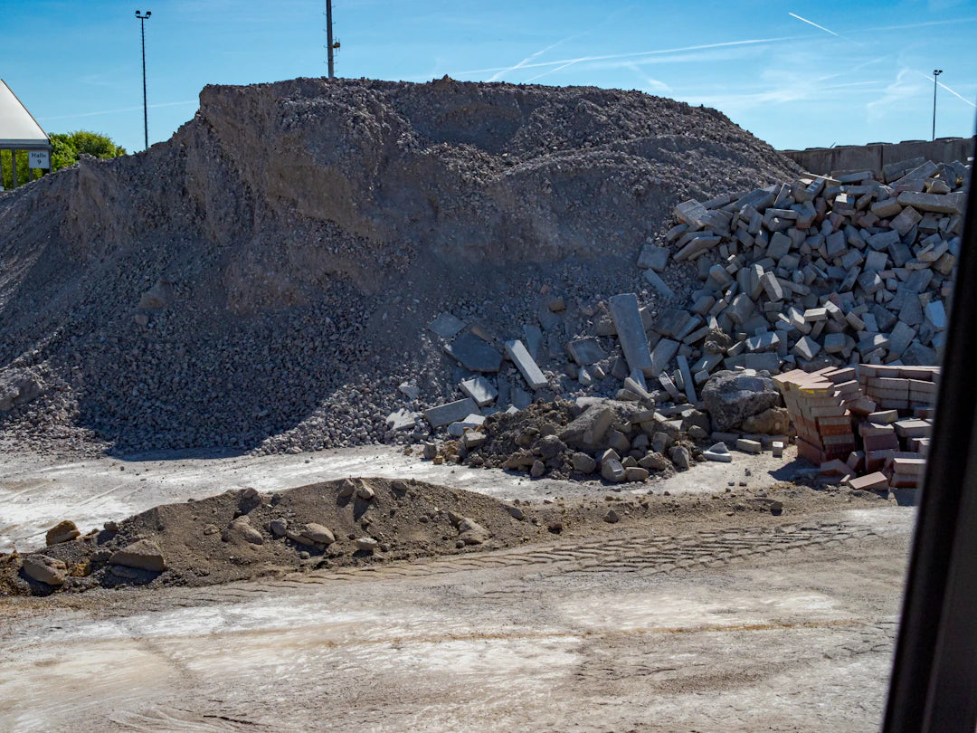 Innovative Ways to Use Recycled Materials in Concrete Formwork